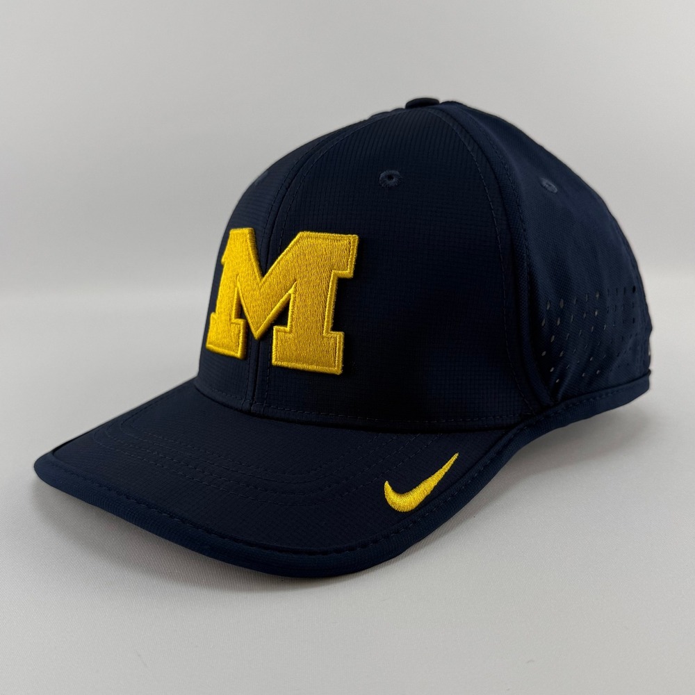 Nike Michigan Wolverines Hat Mens Blue OS EUC Dri-FIT Adjustable Baseball Cap